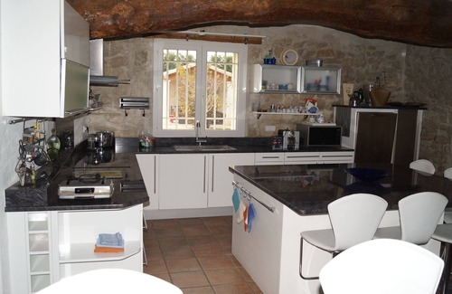 Caumont-sur-Durance Other | Provencal farmhouse rental of 200 m2 with swimming pool close to Avignon, Vaucluse