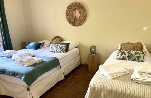 Callas Other | Provencal farmhouse in a domain with tennis and swimming pool