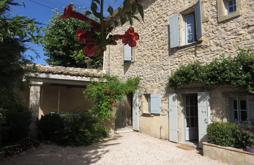 Belvezet House | Provencal farmhouse renovated with air-conditioned rooms and superb view not overlooked