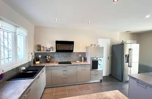 Croagnes Villa | Provence Mon Amour is located close to the authentic village St Saturnin les Apt