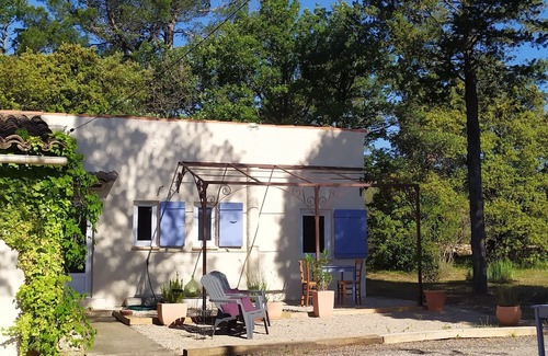 Fox-Amphoux Cottage | provence small country bastidon