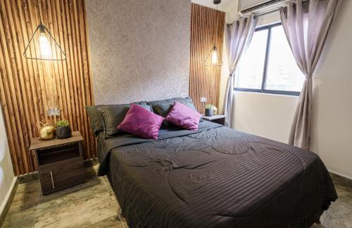 El Poblado Apartment | Provenza! Golden Jacuzzi - 5BR only 1 Block from lleras