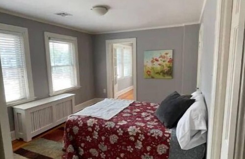 Columbia House | Providence House