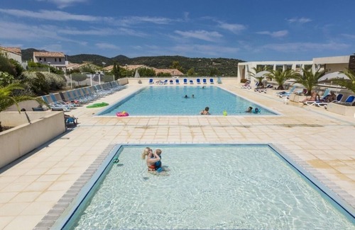 Lozari House | Prox ILE ROUSSE Small 2bedroom villa 4/6pers in Residence-Club at Lozari Beach