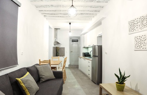 Psathi Apartment | PS House Kimolos - PS Rental