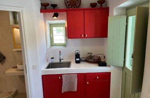 Herronisos House | Psarona Hospitality