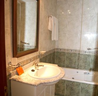 Benalmadena Costa Resort | Pueblo Evita