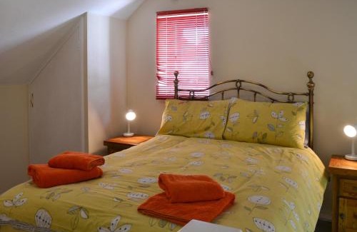 Wroxham House | Puffin Cottage
