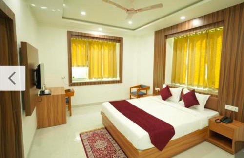Gaya Hotel | Puja specail