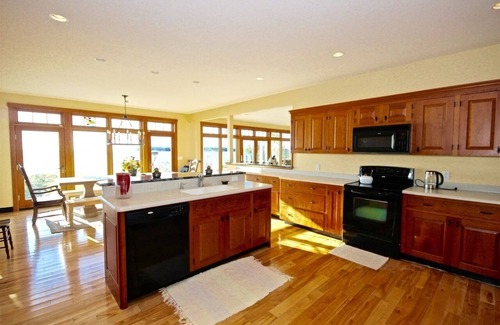 Spruce Head House | Pumpkin Point, Ocean Views, Dock