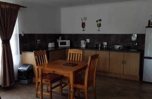 Fouriesburg Apartment | Pumula Guest Farm