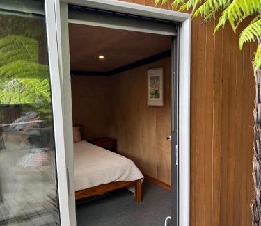 Cooks Beach House | Punga Cabin