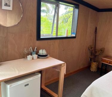 Cooks Beach House | Punga Cabin