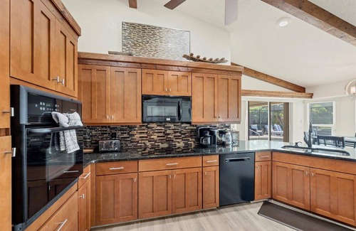 Punta Gorda House | Punta Gorda 3-Bedroom Canalfront Vacation Home with Dock