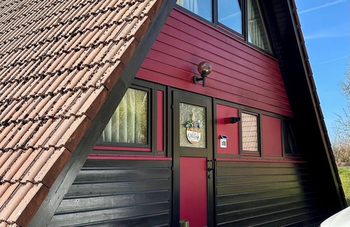 Machtlos House | Pure nature - forest vacation in a tiny house
