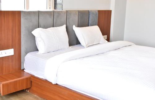 Village Hokra Hotel | pushkar mountain valley