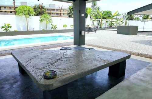 Hulu Kinta House | PUTIH Ipoh SaltWater Pool BBQ 5Bed4Bath 19pax
