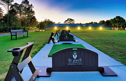 Carrabelle Villa | Putting Green Paradise