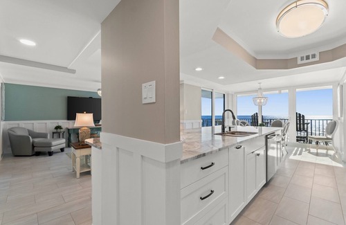 Crescent Beach Condo | PW405! LUXURY Gulf Front Condo! FREE Beach Chairs!