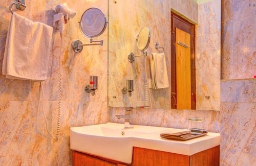 Bullawala Resort | Pyramid Home Divine