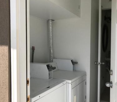 Wildwood Crest Hotel | Pyramid Resort Motel