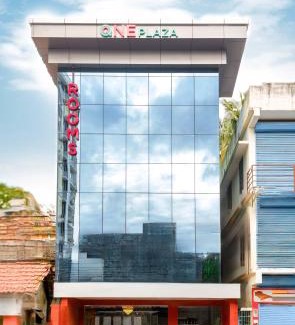 Kochi Hotel | Q one Plaza