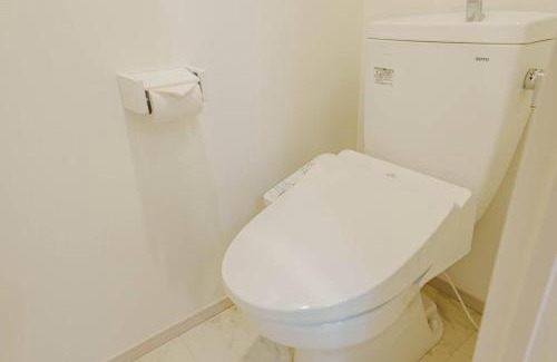 Katsushika Apartment | QH301, Newly renovated hotel, direct access to Ueno, Asakusa, Disneyland, Airport