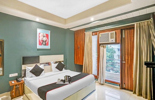 Sector 15 Hotel | Qotel Hotel Church House Rohini Sector15