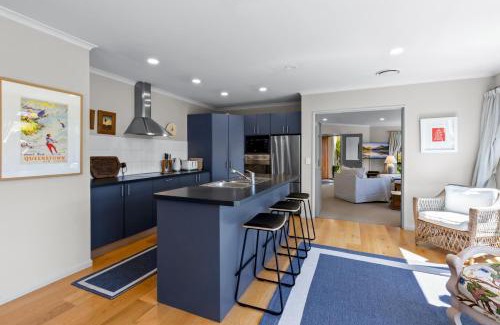 Lower Shotover House | Quail's Nest, Queenstown - Luxury Home & Garden