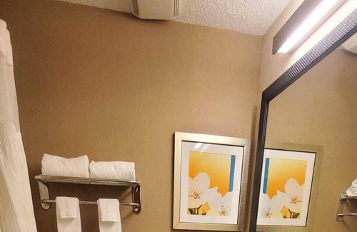 Oklahoma City Hotel | Quail Springs Inn & Suites