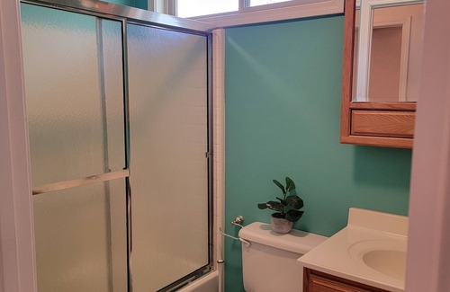 Myrtle Grove Cottage | Quaint 1b1b Bungalow - Pensacola day trip to beaches near Navy Base