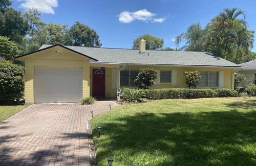 Fairview Shores House | Quaint 3 BR Home in Winter Park/Orlando with Large Yard