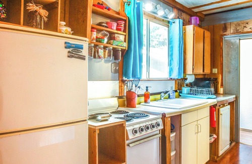 Paradise Estates Apartment | Quaint Ashford Studio Stay: 5 Mi to Mt Rainier!