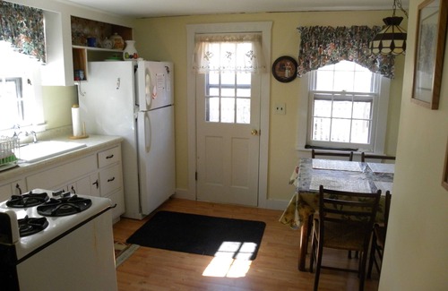 Bass River House | Quaint Cape Cod Cottage close to all nantucket sound beaches, and RT28 Fun