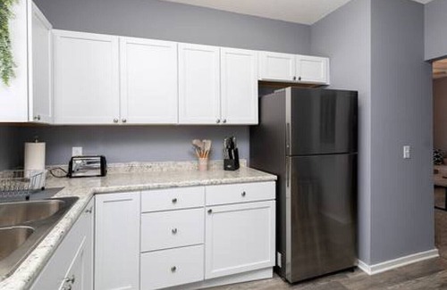 Des Moines House | Quaint & Comfy 3 Bedroom - 3min to Downtown!