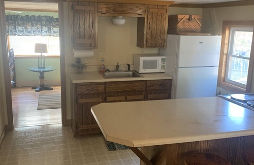 Celina House | Quaint cottage by the Lake