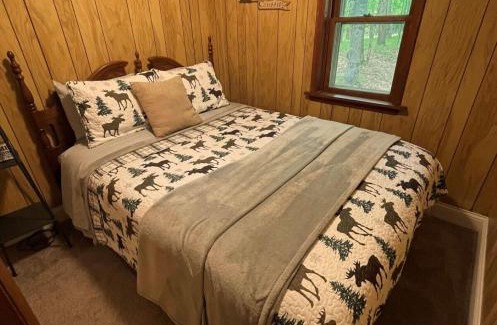 Rapid River House | Quaint Cottage on the Sandy Shores of Lake Michigan