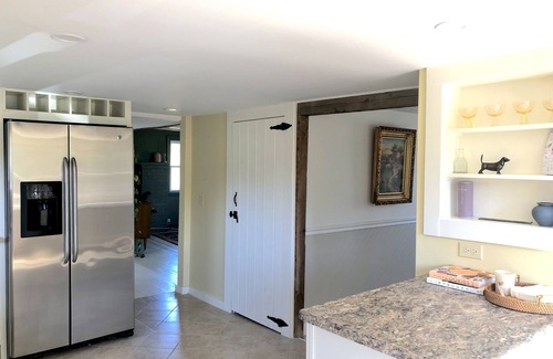 Wiscasset House | Quaint & Cozy 1830s Cape- Central Location!