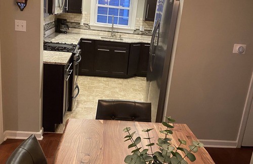 Broad Ripple House | Quaint Cozy Home in Broad Ripple Area of Indianapolis