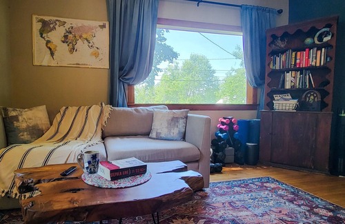 Island Falls House | Quaint Farmhouse on ATV Trails - High Speed WiFi!