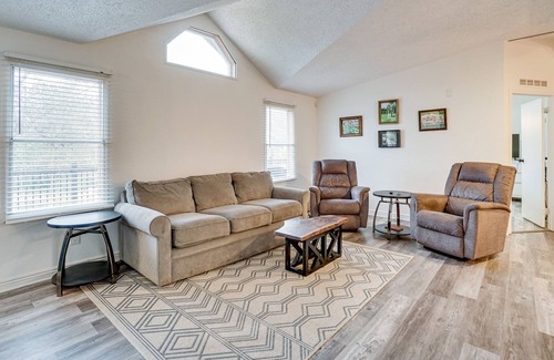 Fort Collins House | Quaint Fort Collins Home w/ Mountain Views!