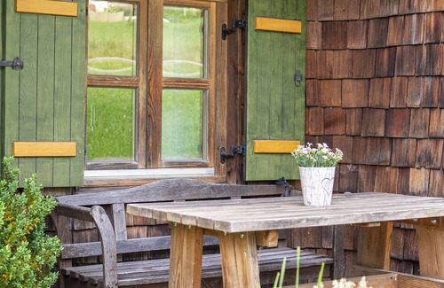 Schwob Cabin | Quaint holiday home on the farm