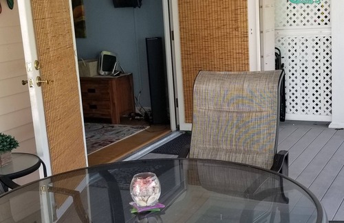 Truman Annex Condo | Quaint Island Escape Condo w/Spacious Balcony Deck in Beautiful Truman Annex