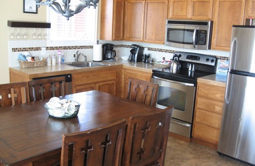 Ocean Shores Cottage | Quaint location, quiet end of the beach. Kid and pet friendly