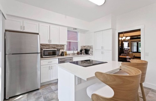 South Perry District House | Quaint South Hill Home w/Luxury King Bed & Wifi!