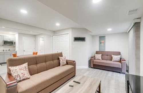 Stafford Apartment | Quaint Stafford Apartment with Electric Fireplace!