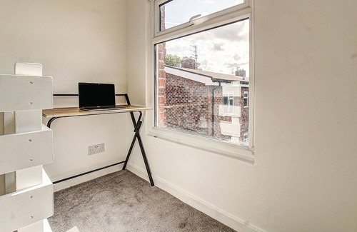 Wallasey Apartment | Quaint Studio Apartment Near To Waterfront