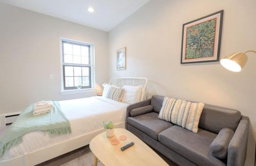Prudential - St. Botolph Apartment | Quaint Studio Apt Close to Fenway