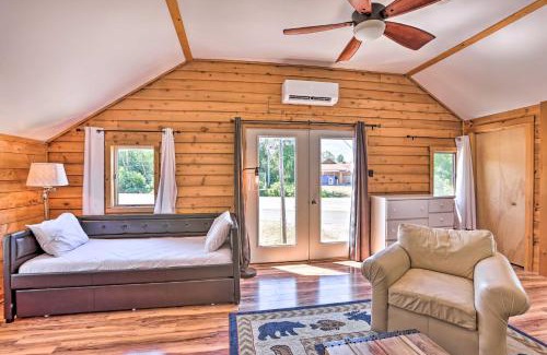 Suttons Bay Apartment | Quaint Studio with Shared Beach Walk to Suttons Bay