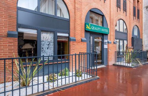 Les Chalets - Saint-Aubin - Saint-Etienne Hotel | Quality Hotel Toulouse Centre